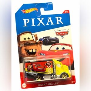 Disney Pixar-Lightning McQueen Hiway Hauler Truck
